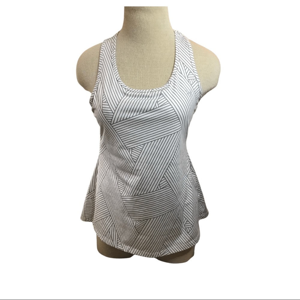 EleVen by Venus Williams Size medium Athletic Tennis Top​